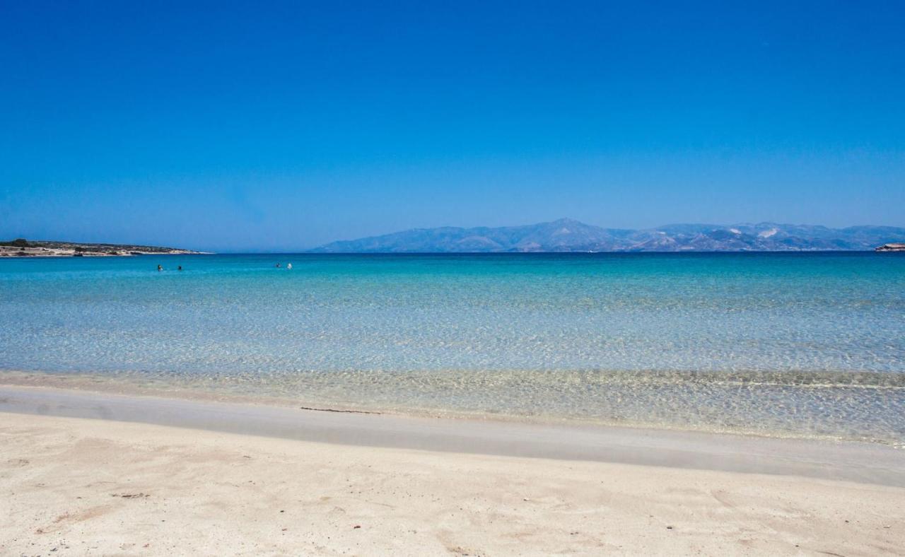 White Rooms Paros ناوسا المظهر الخارجي الصورة
